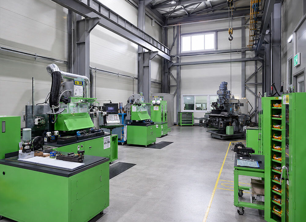 Mold-Manufacturing-Room