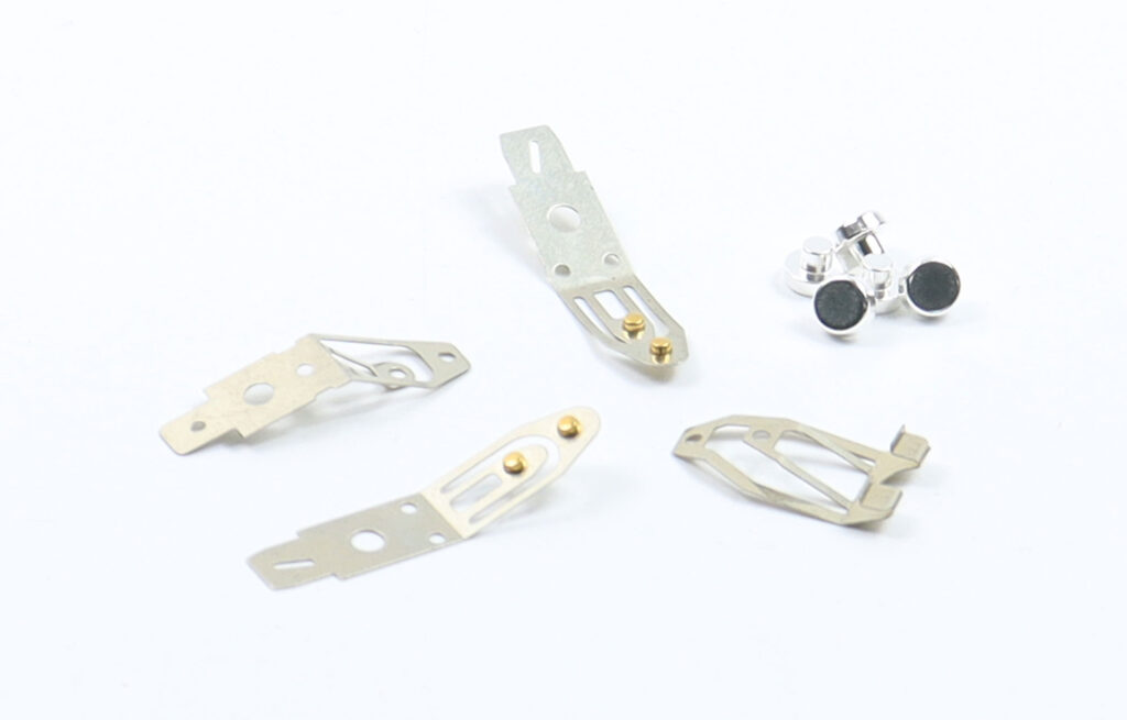 IDSOLUTECH electrical contact component 26