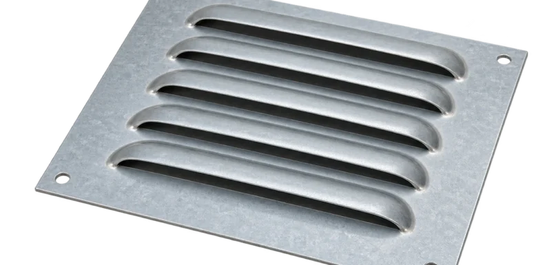 LOUVER PANEL / 연결된 후드와 열린 통로